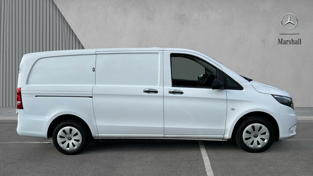 Mercedes-Benz Vito Vito 114Cdi Progressive Van White #6