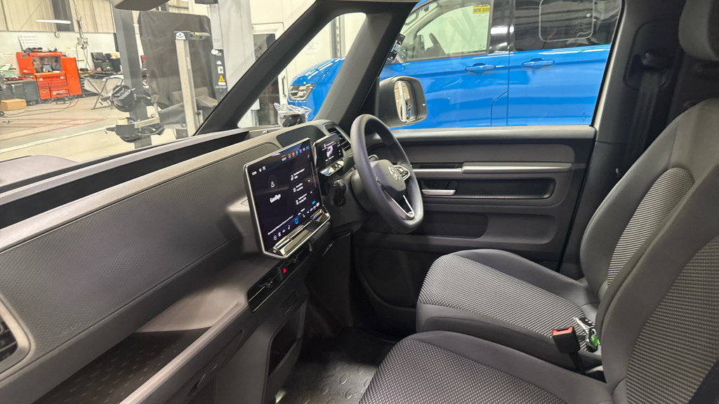Volkswagen ID.Buzz Id. Buzz 125Kw Commerce 59Kwh White #2