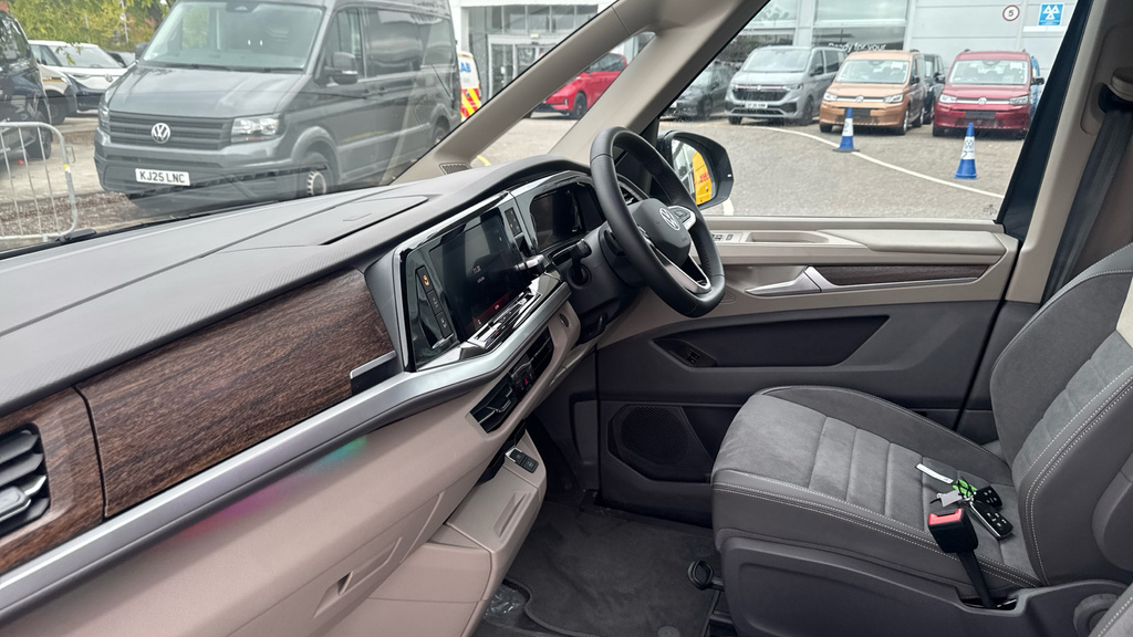 Volkswagen Multivan Multivan Style Long 245 Ps 1.5 Ehybrid 6-Speed Dsg Blue #2