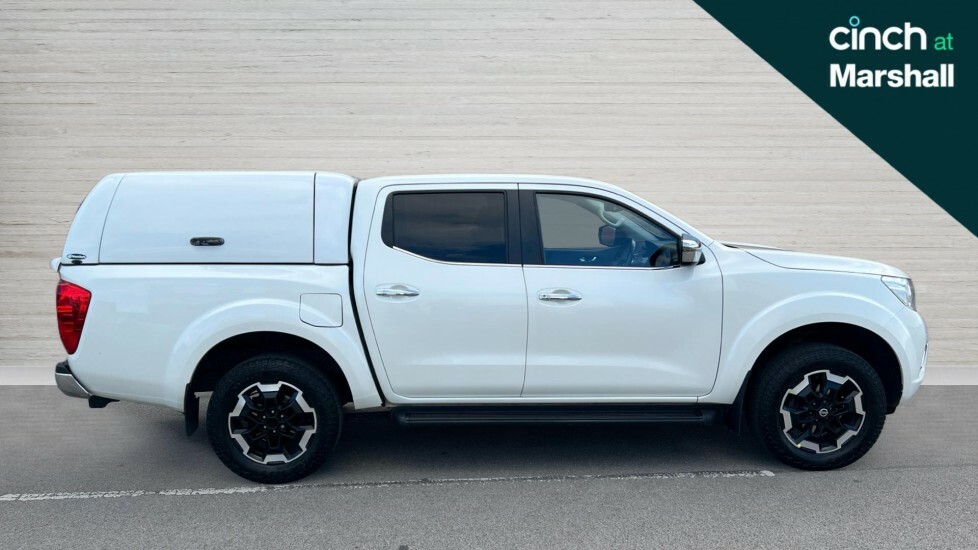 Nissan Navara Navara Double Cab Pick Up N-connecta 2.3Dci 190 Tt White #6