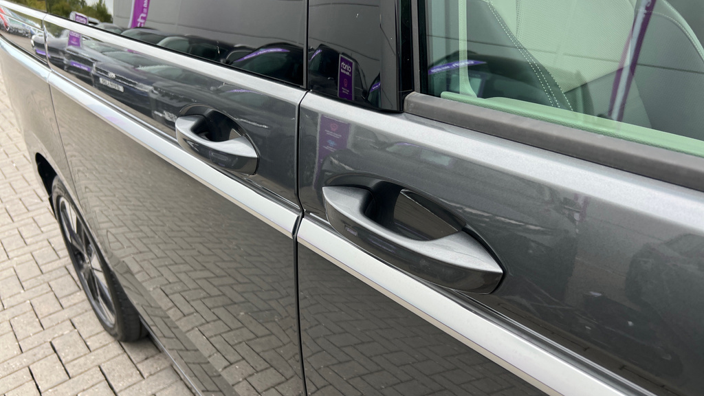 Volkswagen Multivan Style Long 245 Ps 1.5 Ehybrid 6-Speed Dsg 4Motion Black #43