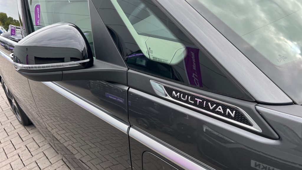 Volkswagen Multivan Style Long 245 Ps 1.5 Ehybrid 6-Speed Dsg 4Motion Black #42