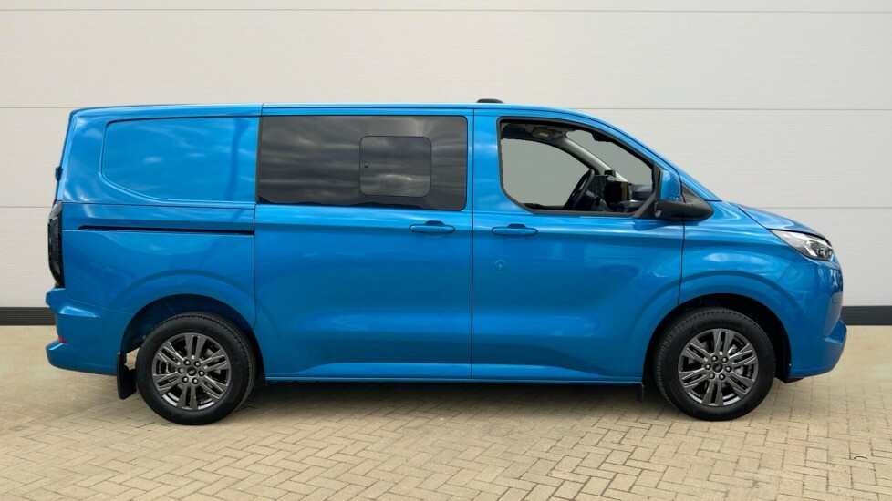 Ford Transit Custom Transit Custom 2.5 Phev 232Ps H1 Double Cab Van Li Blue #2