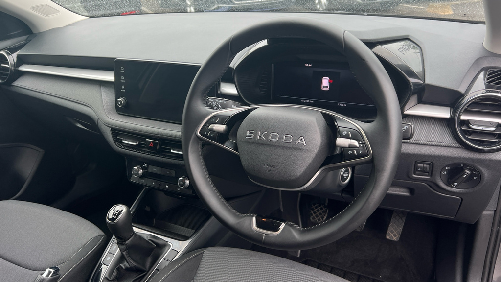 Skoda Fabia Fabia 1.0 Tsi 116 Design Edition OW75LHV Grey #6