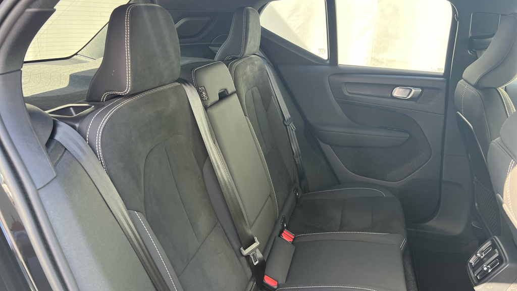 Volvo XC40 Xc40 2.0 B4p Plus Dark Black #6