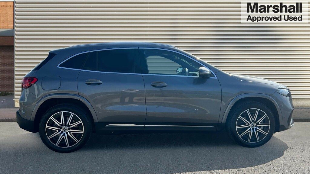 Mercedes-Benz EQA Eqa 300 4M 168Kw Amg Line Executive 66.5Kwh At Grey #2