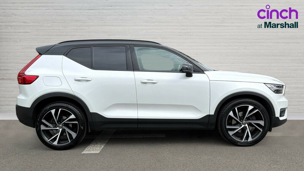 Volvo XC40 Xc40 2.0 B4p R Design Pro White #2