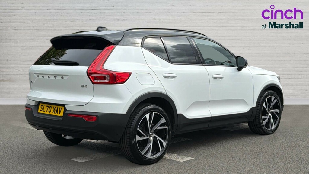 Volvo XC40 Xc40 2.0 B4p R Design Pro White #3