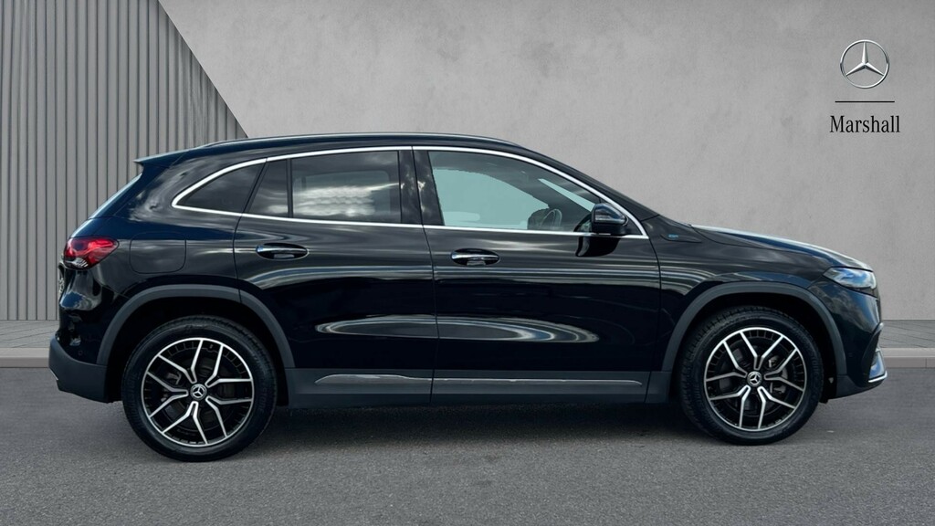 Mercedes-Benz EQA Eqa 250 140Kw Amg Line Premium 66.5Kwh Black #4