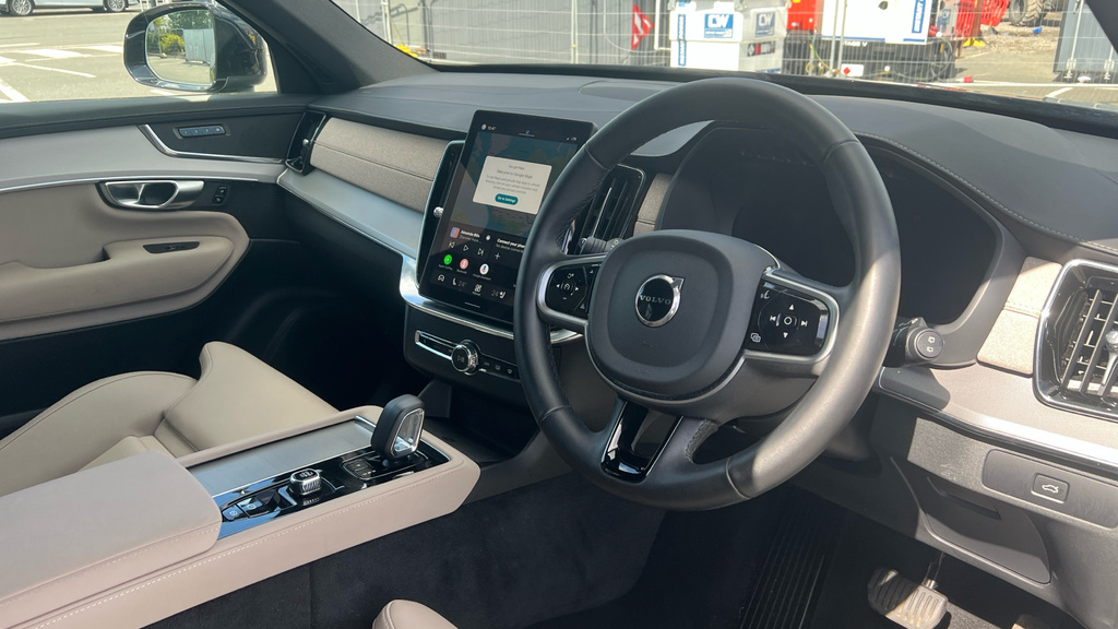 Volvo XC90 Xc90 2.0 B5p Core Bright Awd Geartronic Black #4