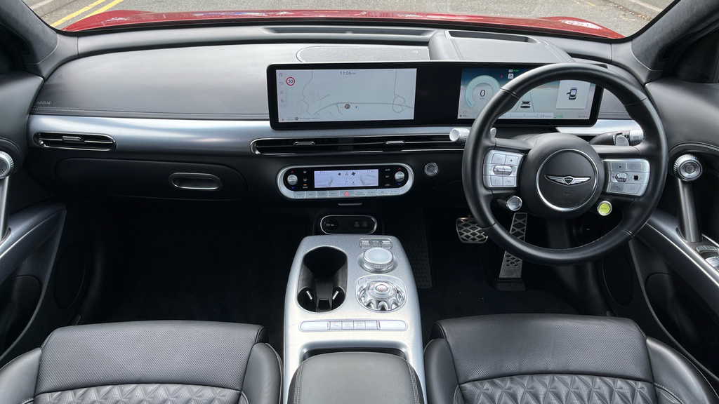 Genesis GV60 Gv60 360Kw Sport Plus 77.4Kwh Awd Comfi Red #3
