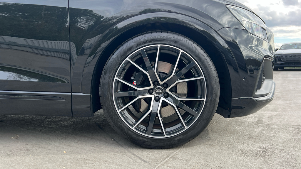 Audi Q8 Q8 Sq8 Tfsi Quattro Black Edition Tiptronic Black #5