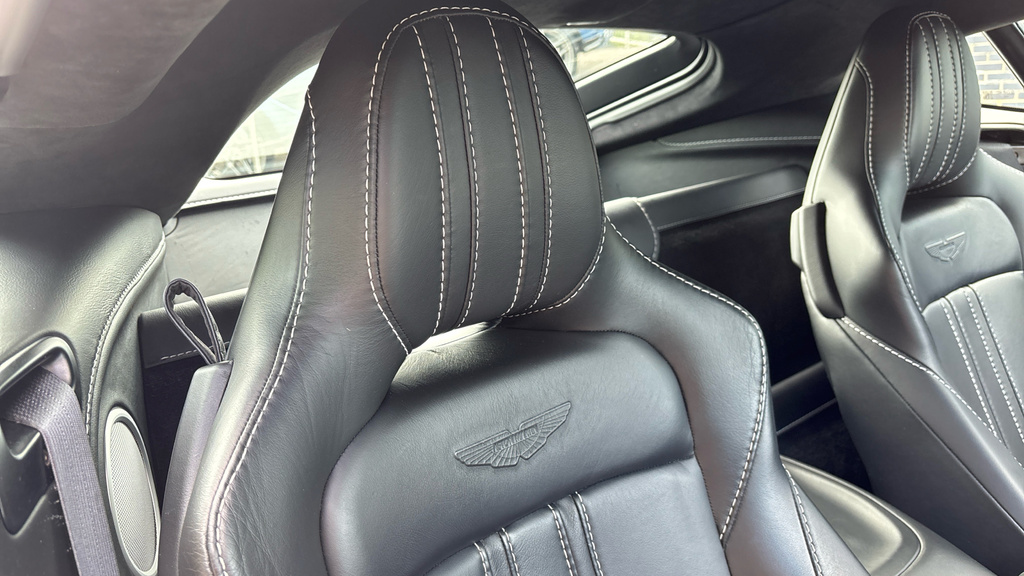 Aston Martin Vantage Vantage Zf 8 Speed Silver #5