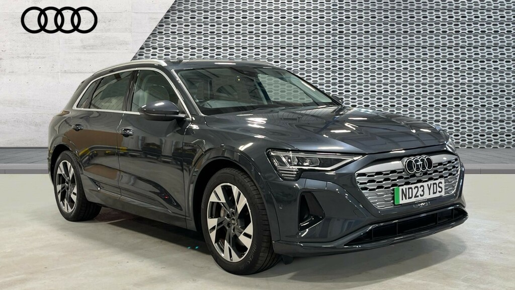 Audi Q8 e tron Q8 250Kw 50 Quattro 95Kwh Sport Black