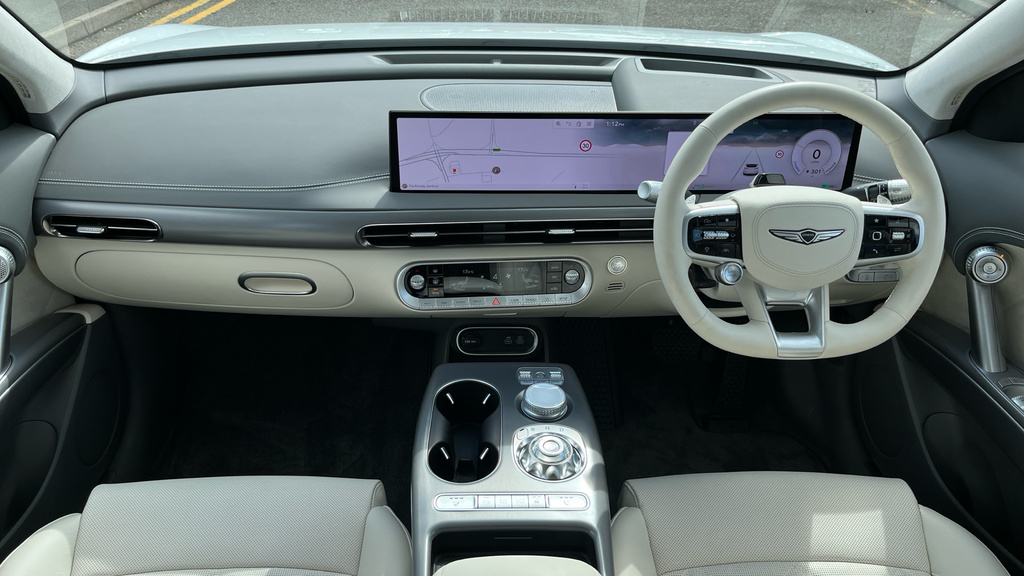 Genesis GV60 Gv60 168Kw Pure 84Kwh Innovation White #3