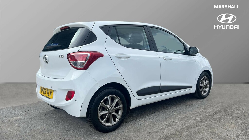 Hyundai I10 I10 1.2 Premium White #3