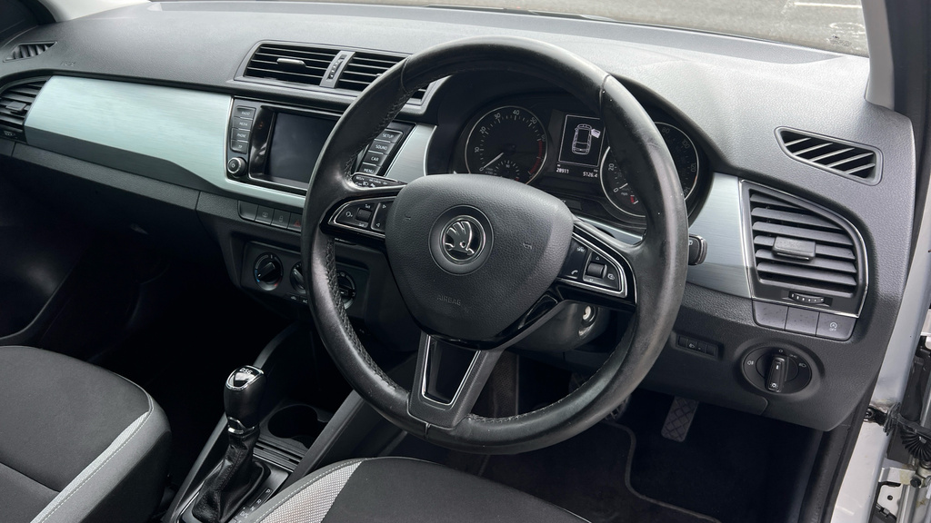 Skoda Fabia Fabia 1.2 Tsi Se Dsg Silver #6