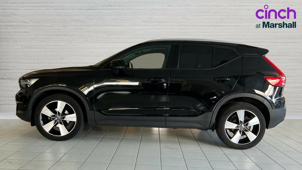 Volvo XC40 Xc40 1.5 T3 163 Momentum Geartronic Black #6