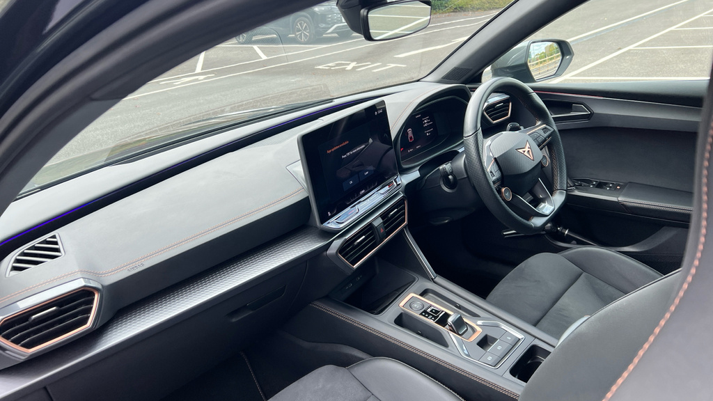Cupra Leon Leon 1.5 Ehybrid 204 V2 Dsg Grey #2