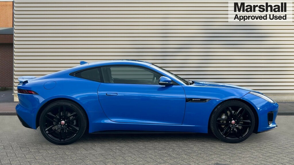 Jaguar F-Type F-type 2.0 R-dynamic Blue #2