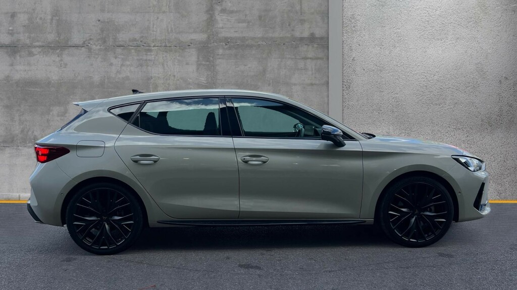 Cupra Leon Leon 1.5 Ehybrid 204 Shadow Edition Dsg Grey #4