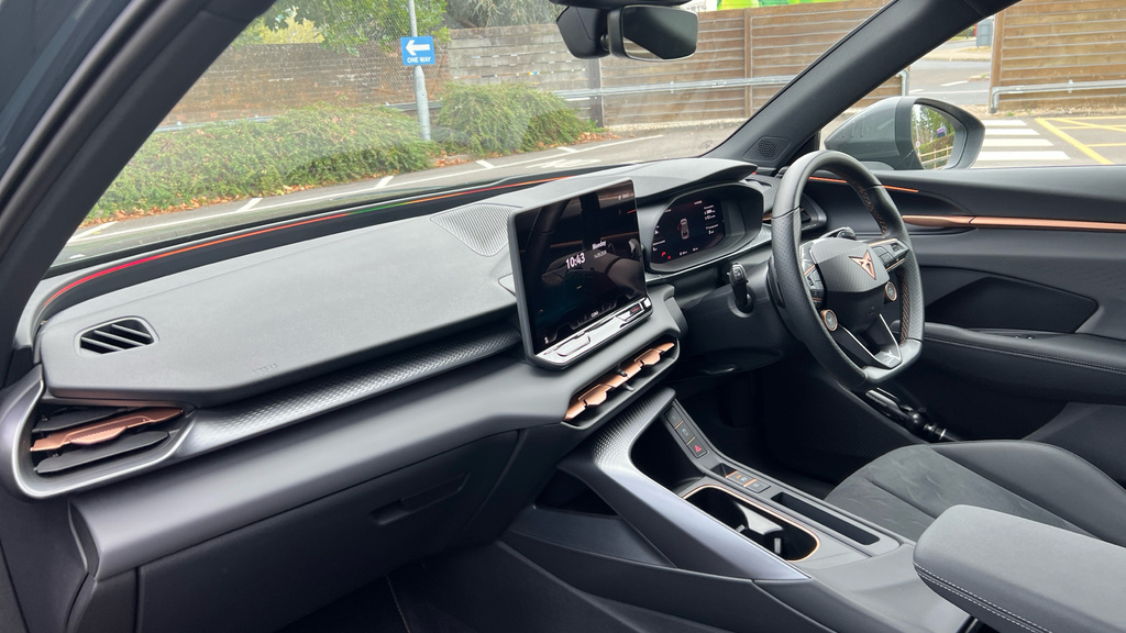 Cupra Terramar Terramar 1.5 Ehybrid 204 V2 Dsg Blue #2