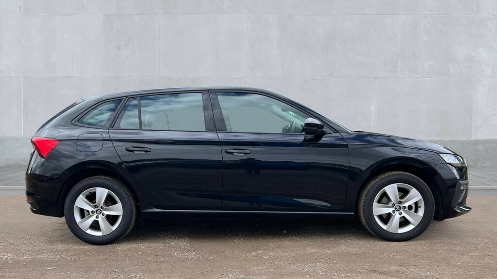 Skoda Scala Scala 1.0 Tsi 116 Se Edition Dsg Black #4
