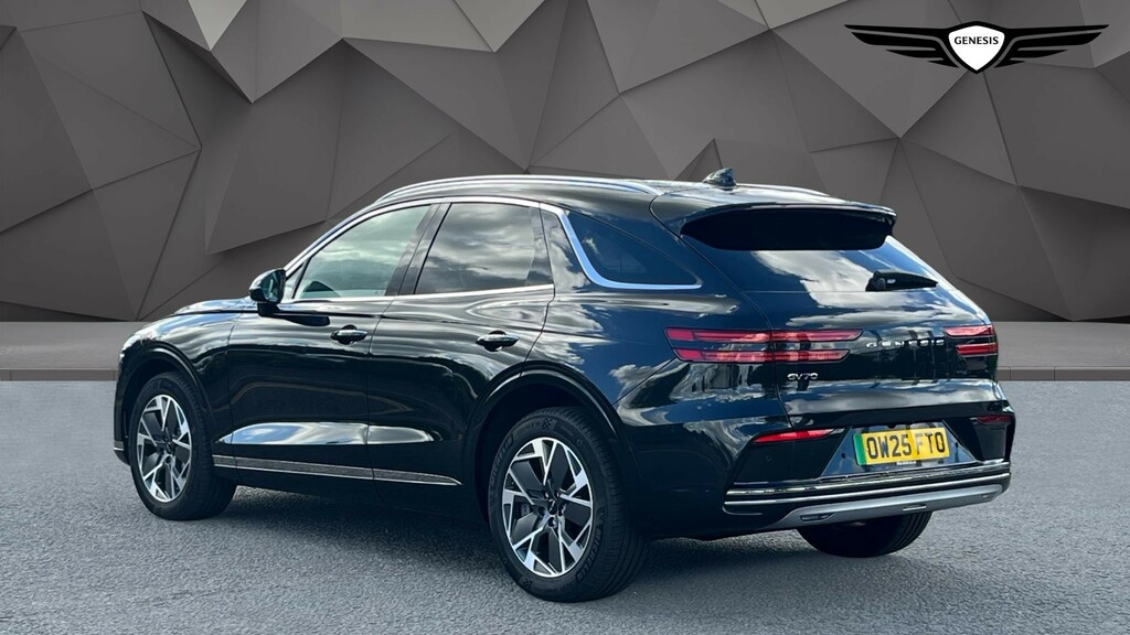 Genesis GV70 Gv70 360Kw Pure 84Kwh Awd Black #2