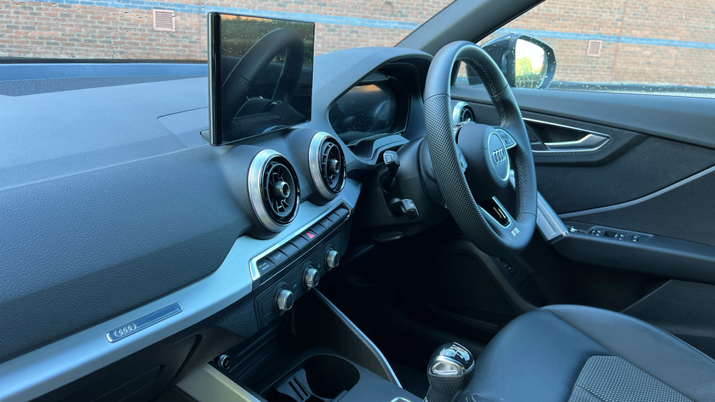 Audi Q2 Q2 30 Tfsi 116 S Line Black #2