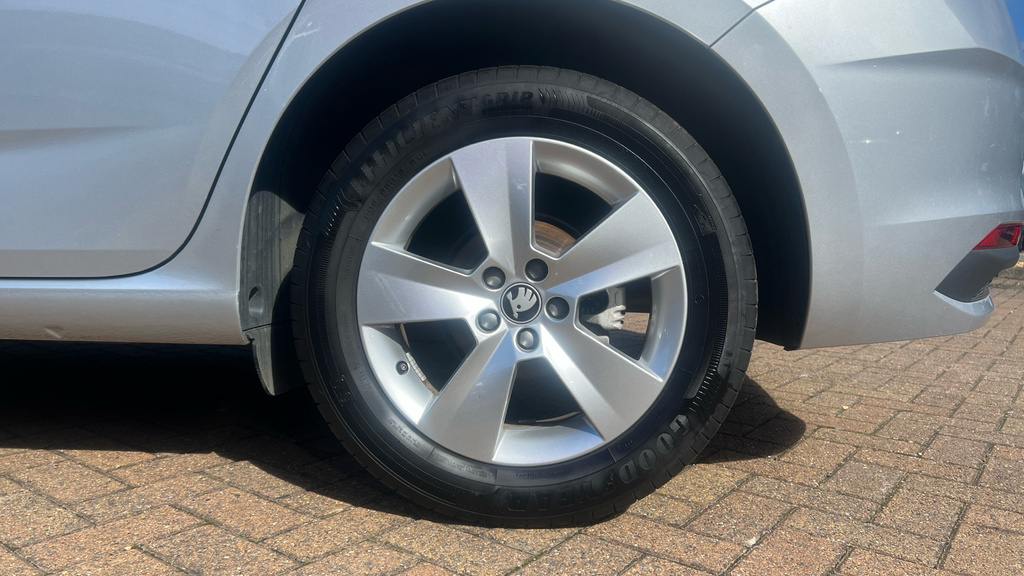 Skoda Scala 1.5 Tsi Se L Edition Dsg Black #18