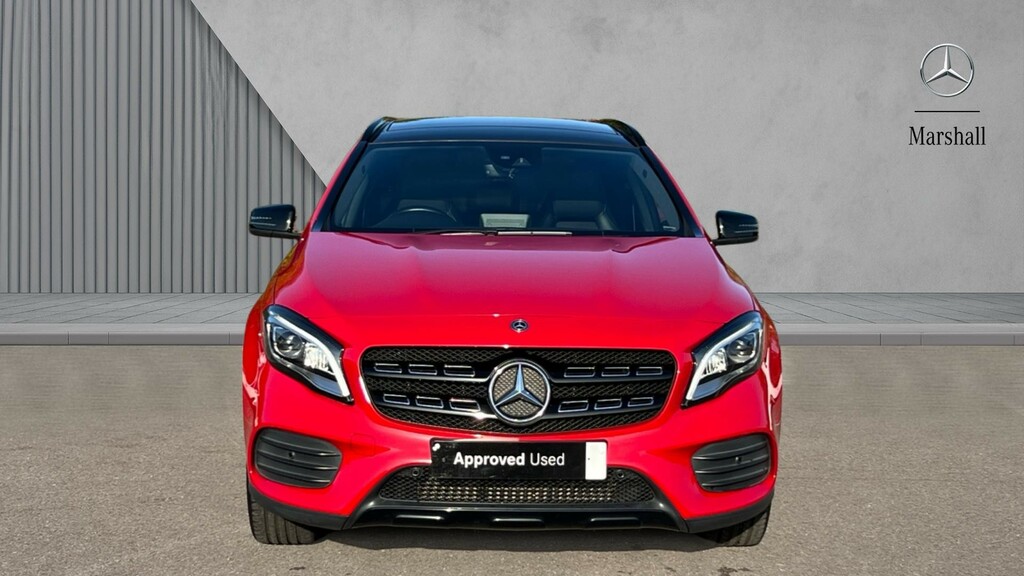 Mercedes-Benz GLA Class Gla 200 Amg Line Edition Plus Red #6