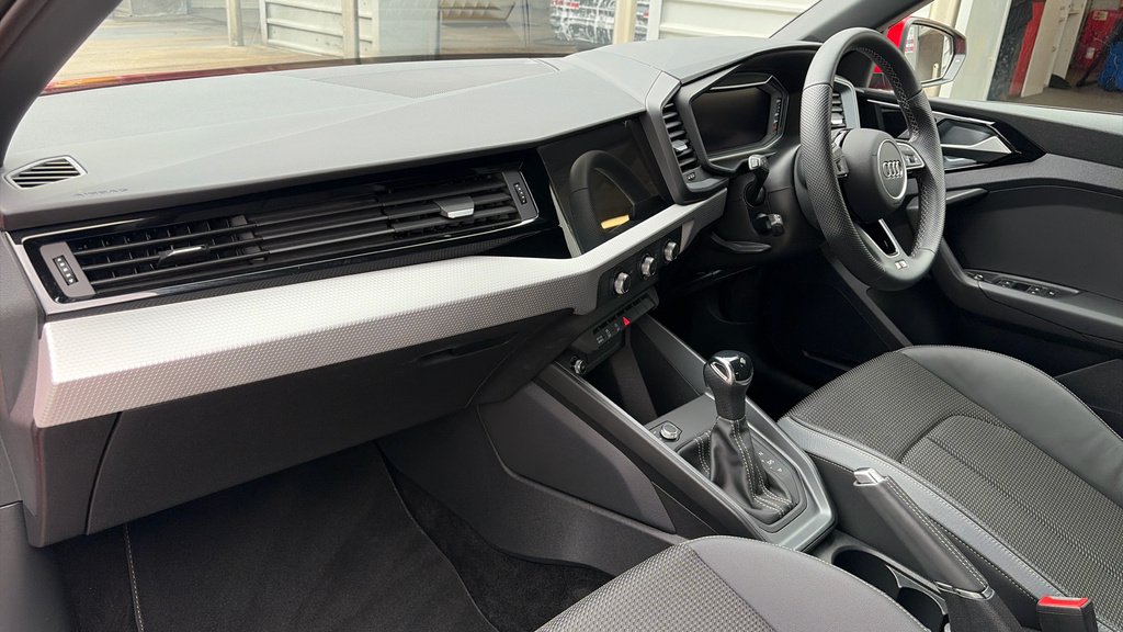 Audi A1 A1 35 Tfsi S Line S Tronic Red #2