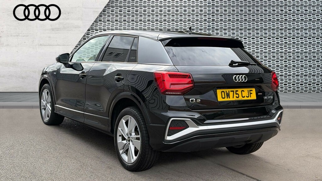 Audi Q2 Q2 35 Tfsi S Line S Tronic Black #3