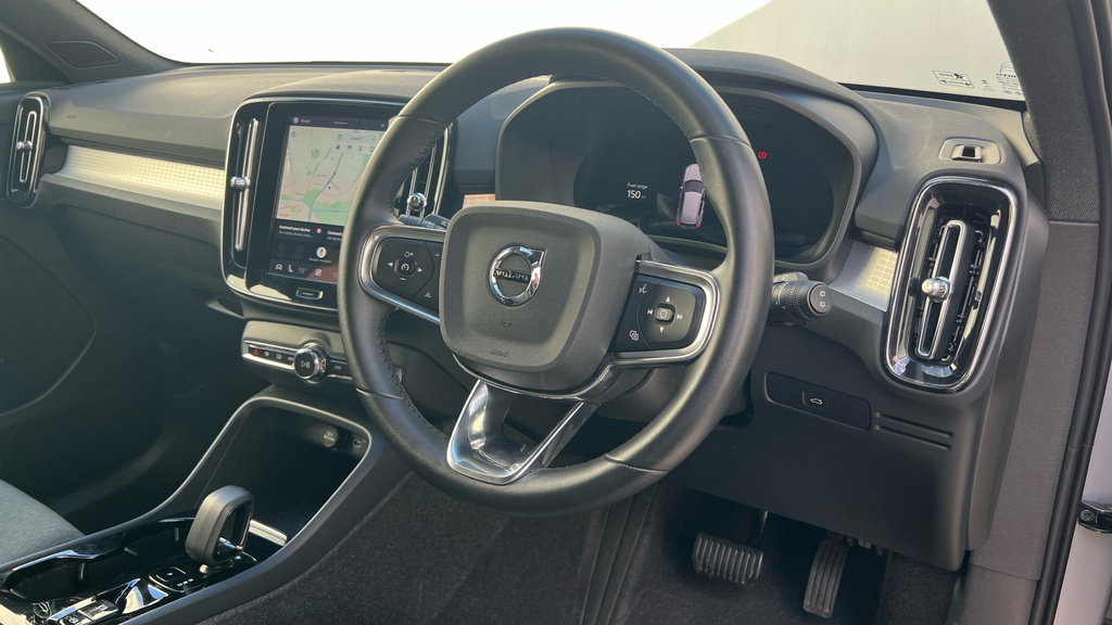 Volvo XC40 Xc40 2.0 B3p Plus Dark Silver #4
