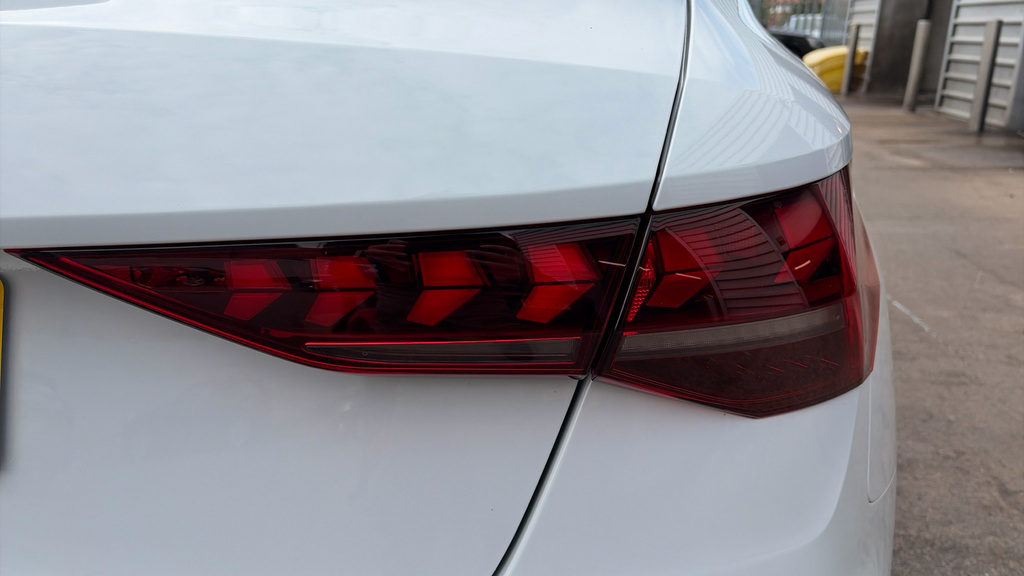 Audi A3 1.5 Tfsi 150 Black Edition S Tronic 2025 Red #33