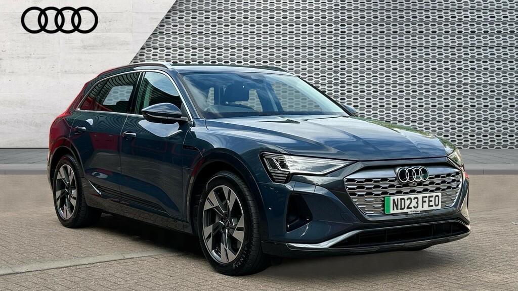 Audi Q8 e tron Q8 250Kw 50 Quattro 95Kwh Sport Blue
