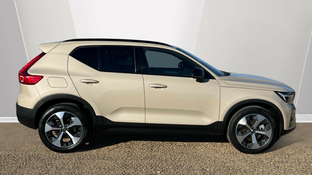 Volvo XC40 Xc40 2.0 B3p Plus Dark  #3