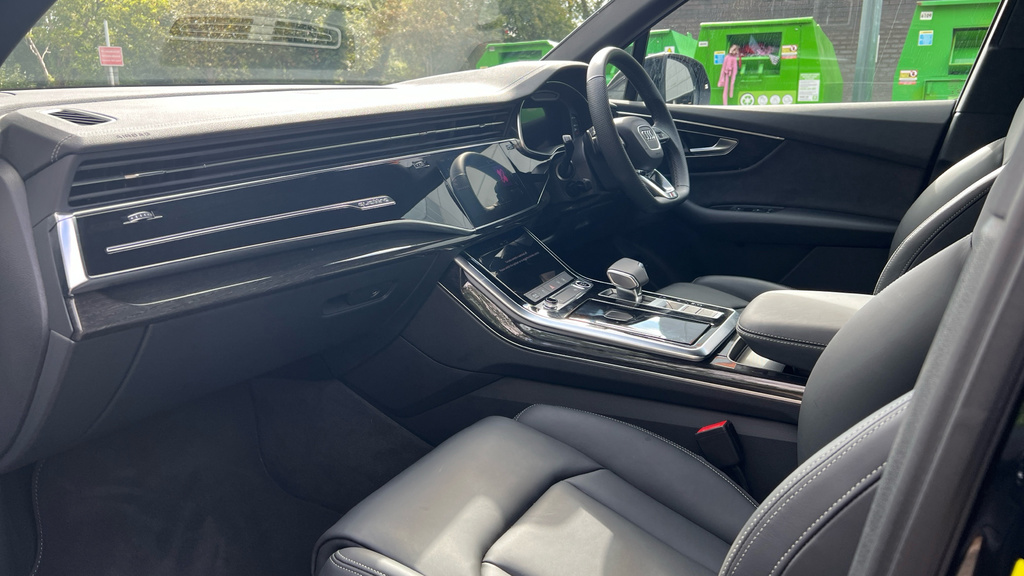 Audi Q7 Q7 3.0 Tfsi E Quattro 394 Black Edition Tiptro Black #2