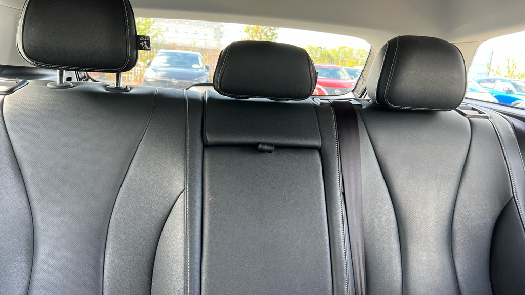 MG MG5 52.5Kwh Excite Silver #46