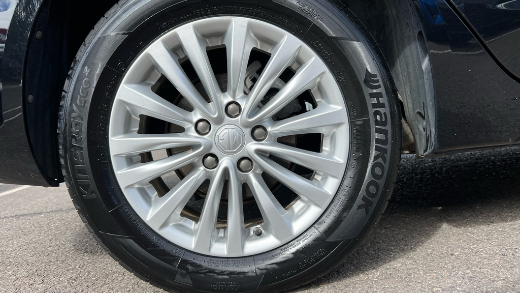 MG MG5 52.5Kwh Excite Silver #17