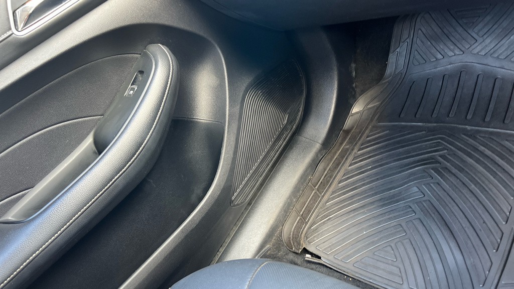 MG MG5 52.5Kwh Excite Silver #45