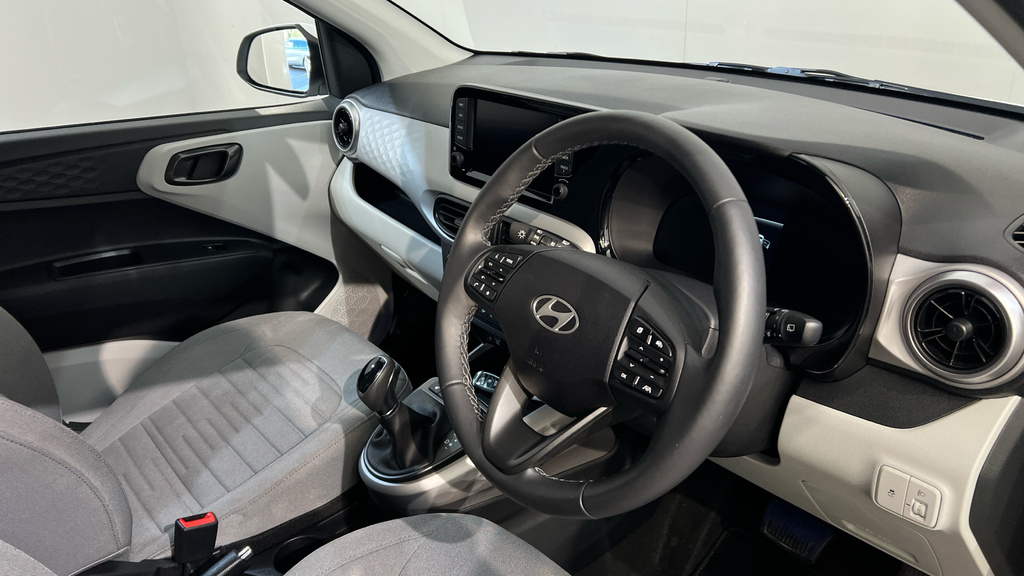 Hyundai I10 1.2 79 Premium Nav Grey #9