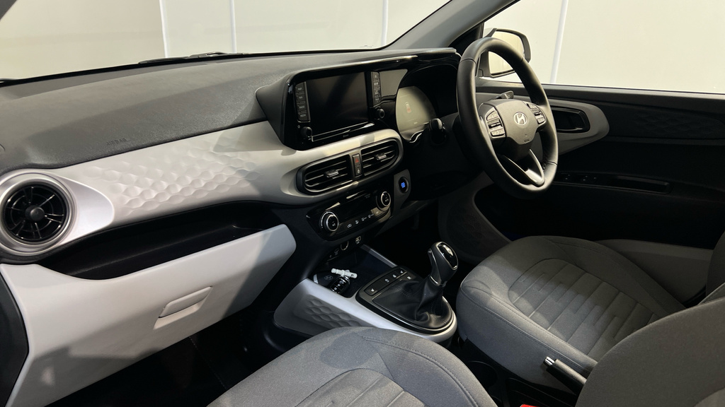 Hyundai I10 1.2 79 Premium Nav Grey #10
