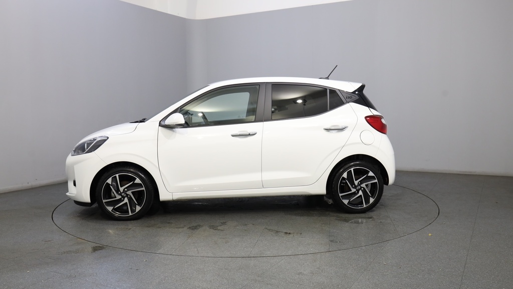 Hyundai I10 I10 1.2 79 Premium Nav White #6