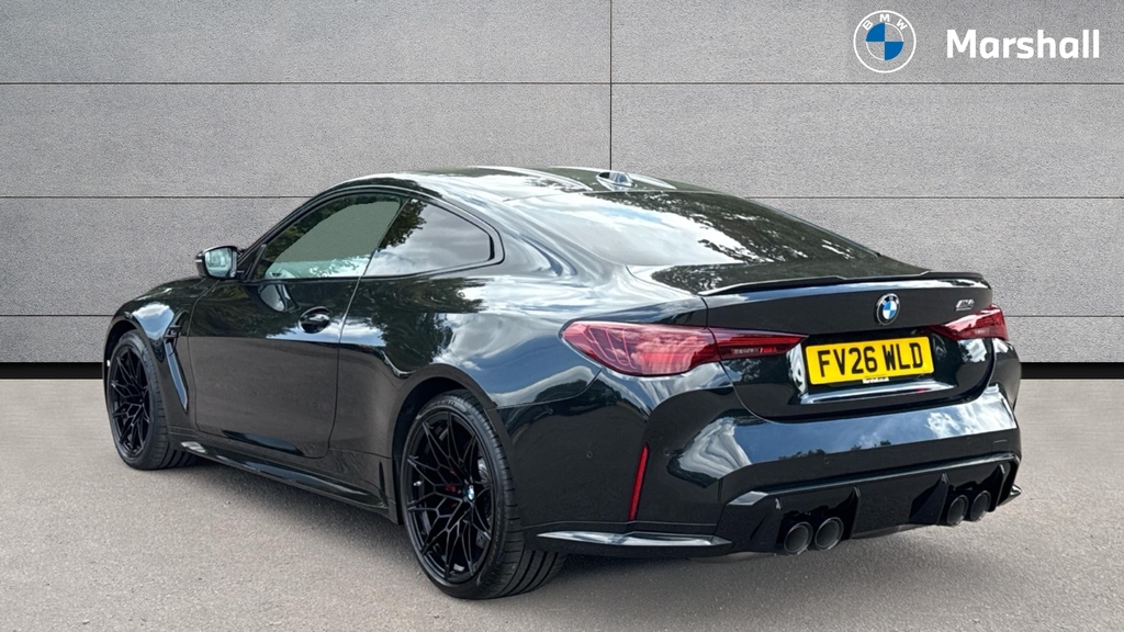BMW M4 M4 Xdrive 530 Competition M Step Black #2