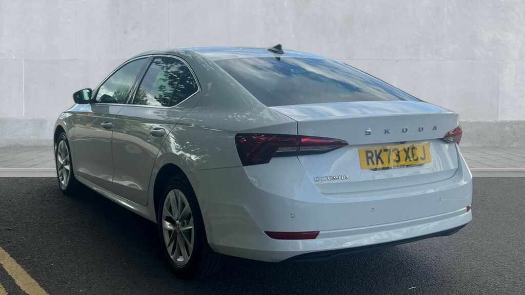 Skoda Octavia Octavia 2.0 Tdi 150 Se L Dsg White #3