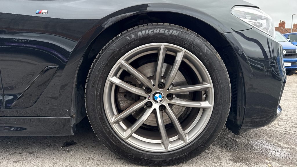 BMW 5 Series 520D M Sport Blue #20