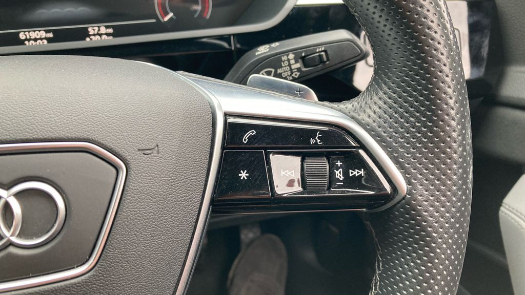 Audi E-tron Sportback Black Edition 55 95Kwh Quattro 300K Silver #23