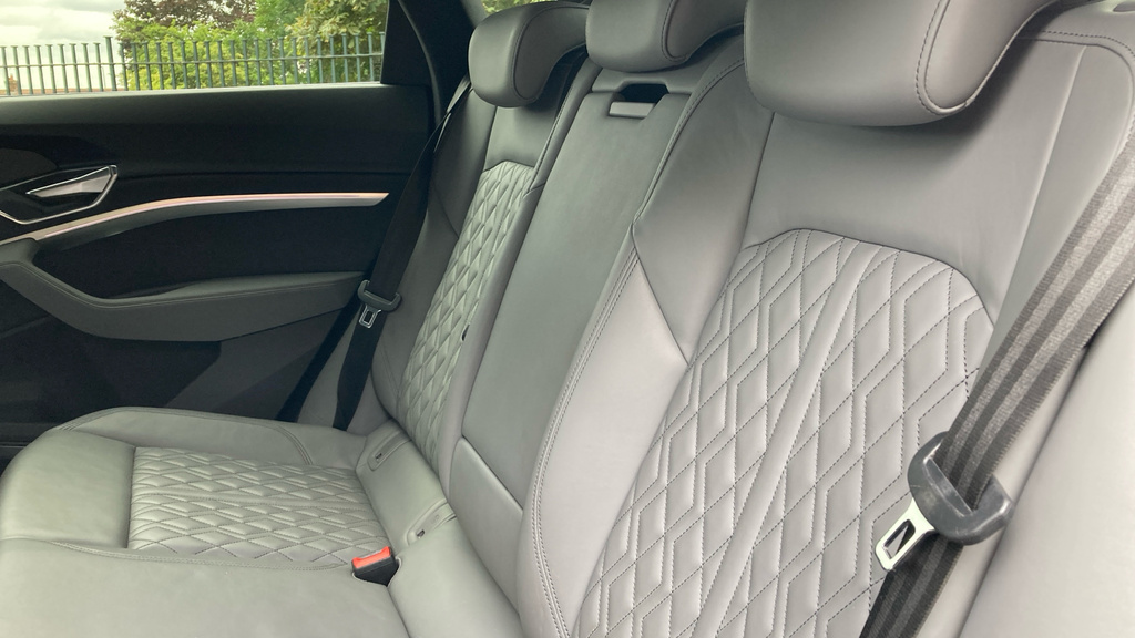 Audi E-tron Sportback Black Edition 55 95Kwh Quattro 300K Silver #15