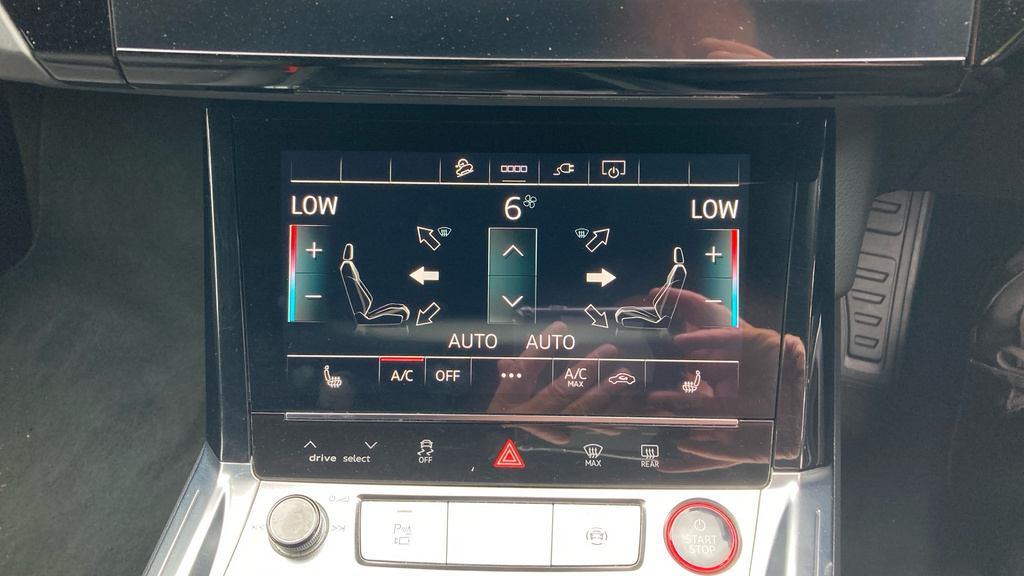 Audi E-tron Sportback Black Edition 55 95Kwh Quattro 300K Silver #16